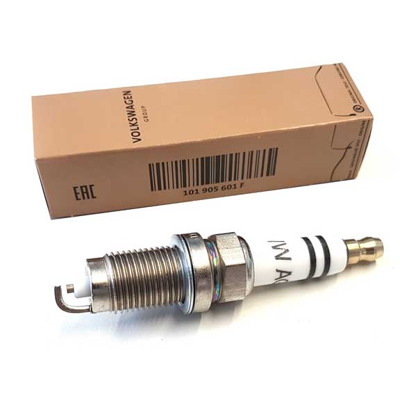 OE SPARK PLUGS شمعات احتراق - OE (101905601F)