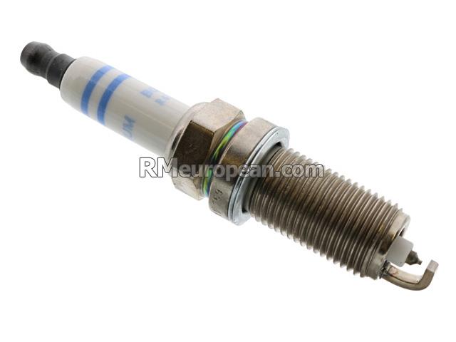 BSH SPARK PLUGS شمعات احتراق - BSH (12120037663)